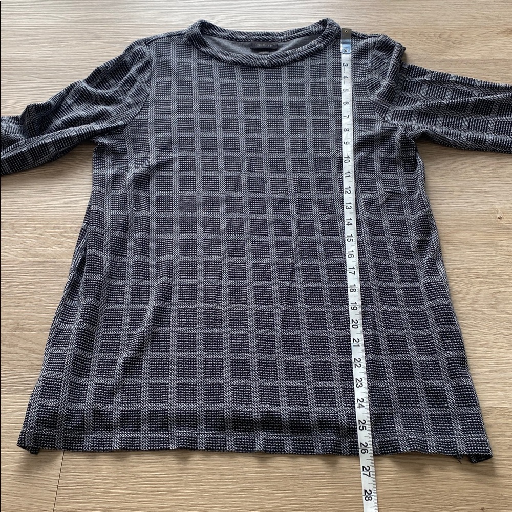 J. Jill Patterned Tunic Top - Picture 9 of 9